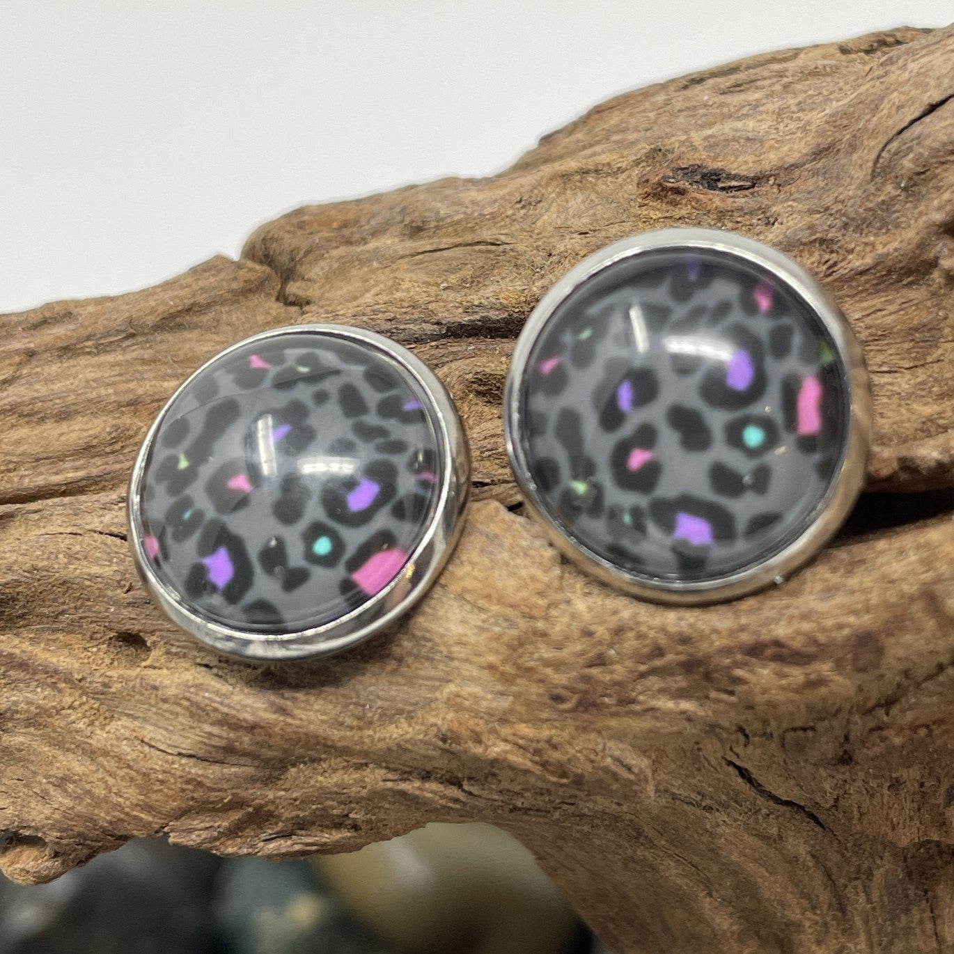 Glass cabochon studs - Animals and Plants