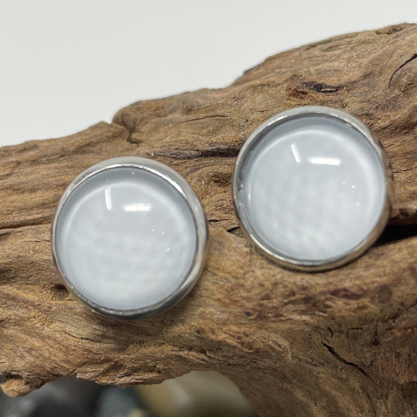 Glass cabochon studs - Sports