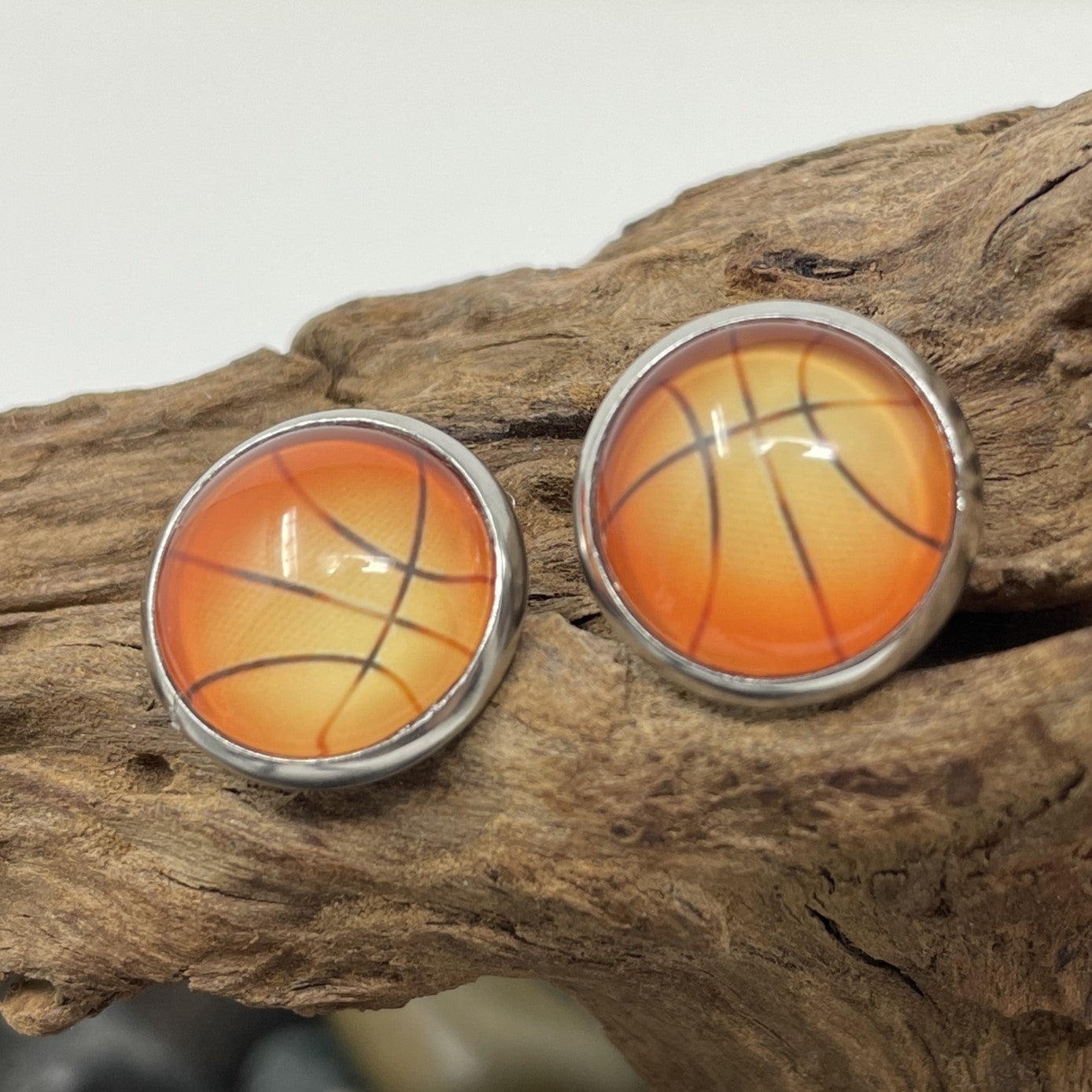 Glass cabochon studs - Sports