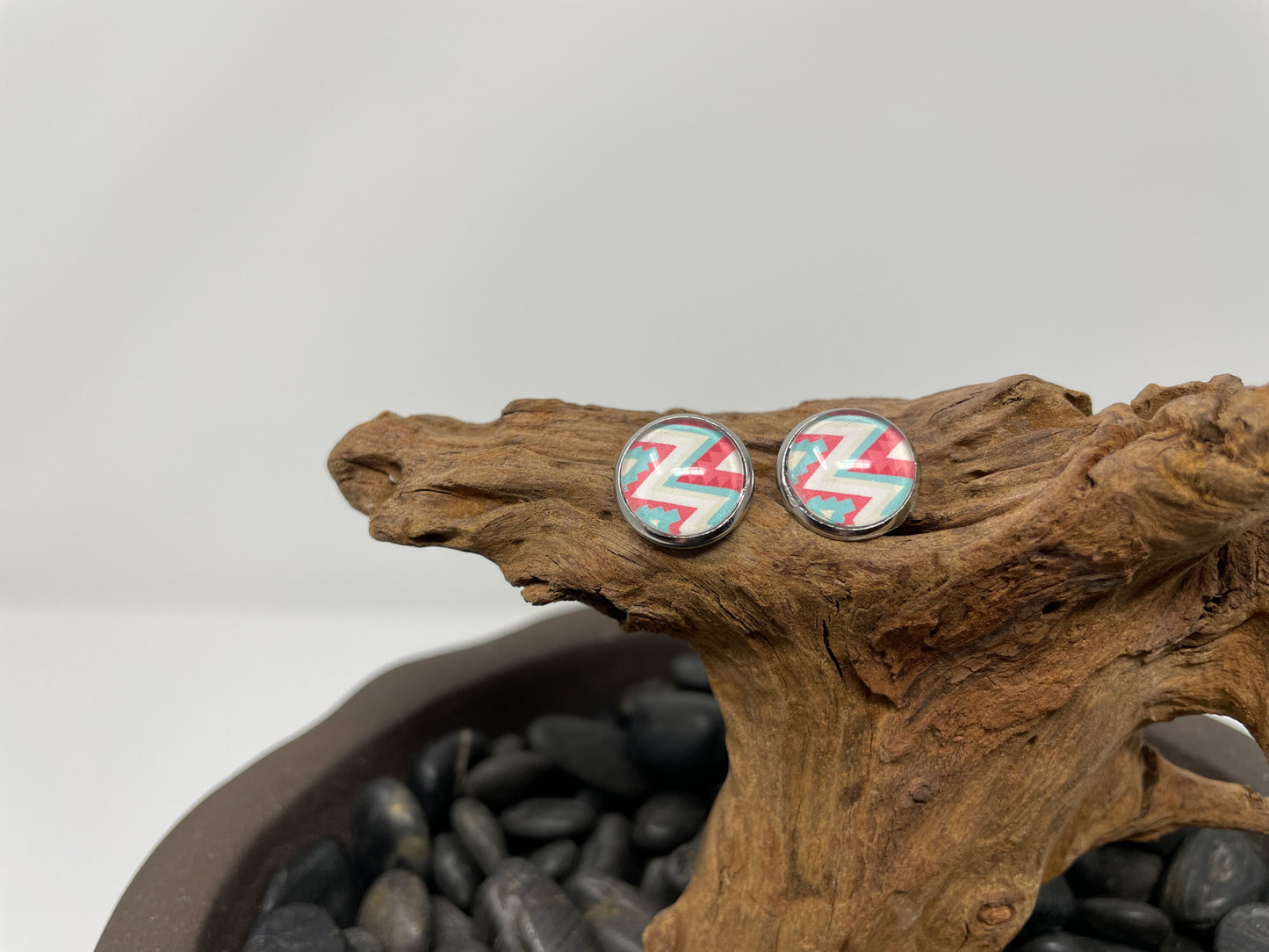 Glass cabochon studs- Patterns and words