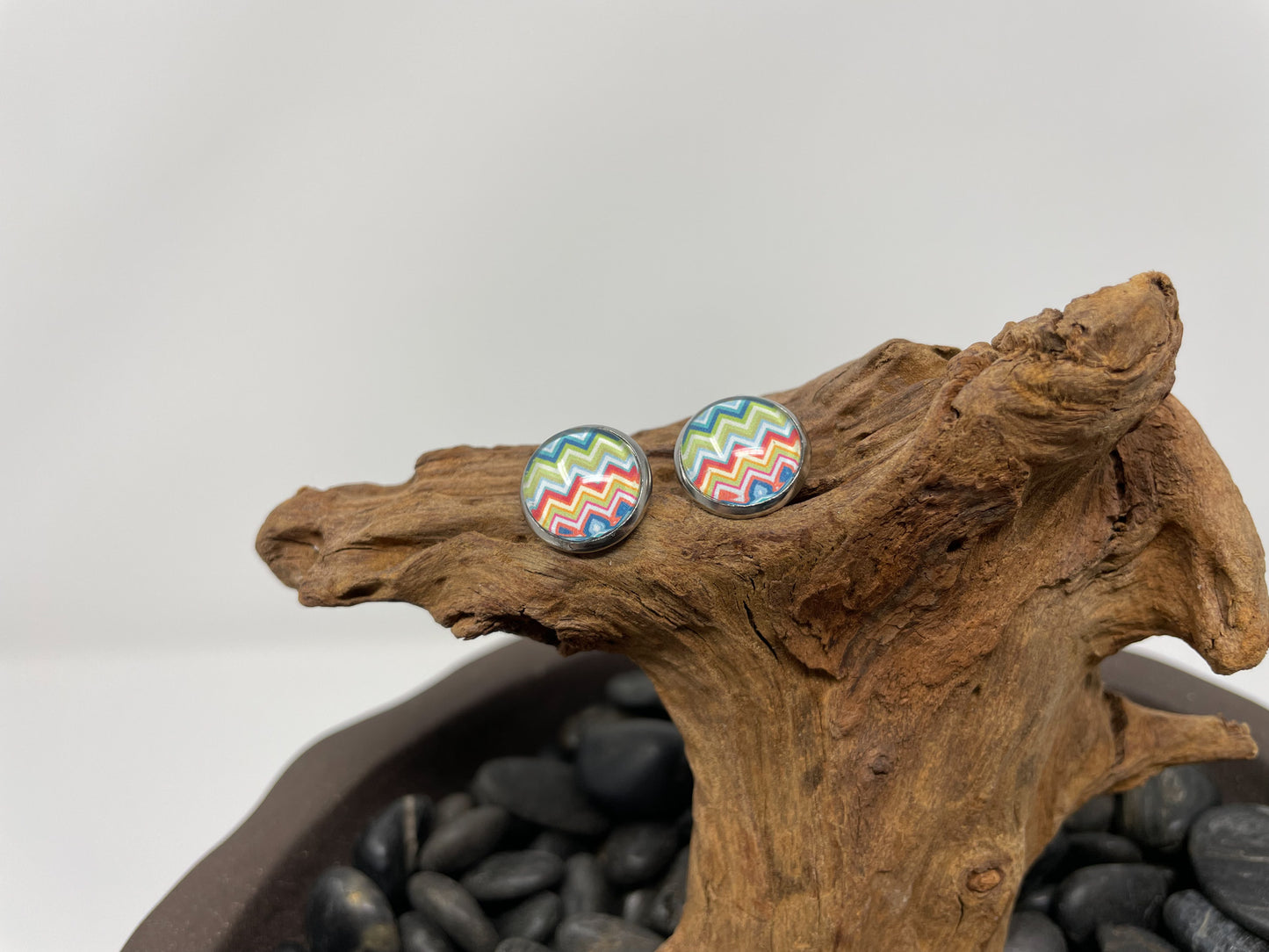 Glass cabochon studs- Patterns and words