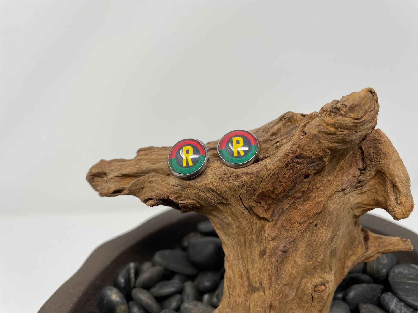 Glass cabochon studs - Fandoms